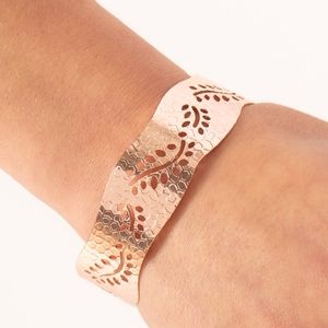 R8se Gold Cuff Bracelet